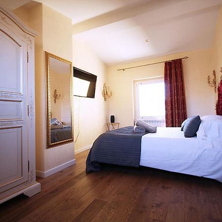 Homedoapartments Deluxe Terme Suite Florencia Exterior foto