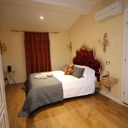 Homedoapartments Deluxe Terme Suite Florencia Exterior foto