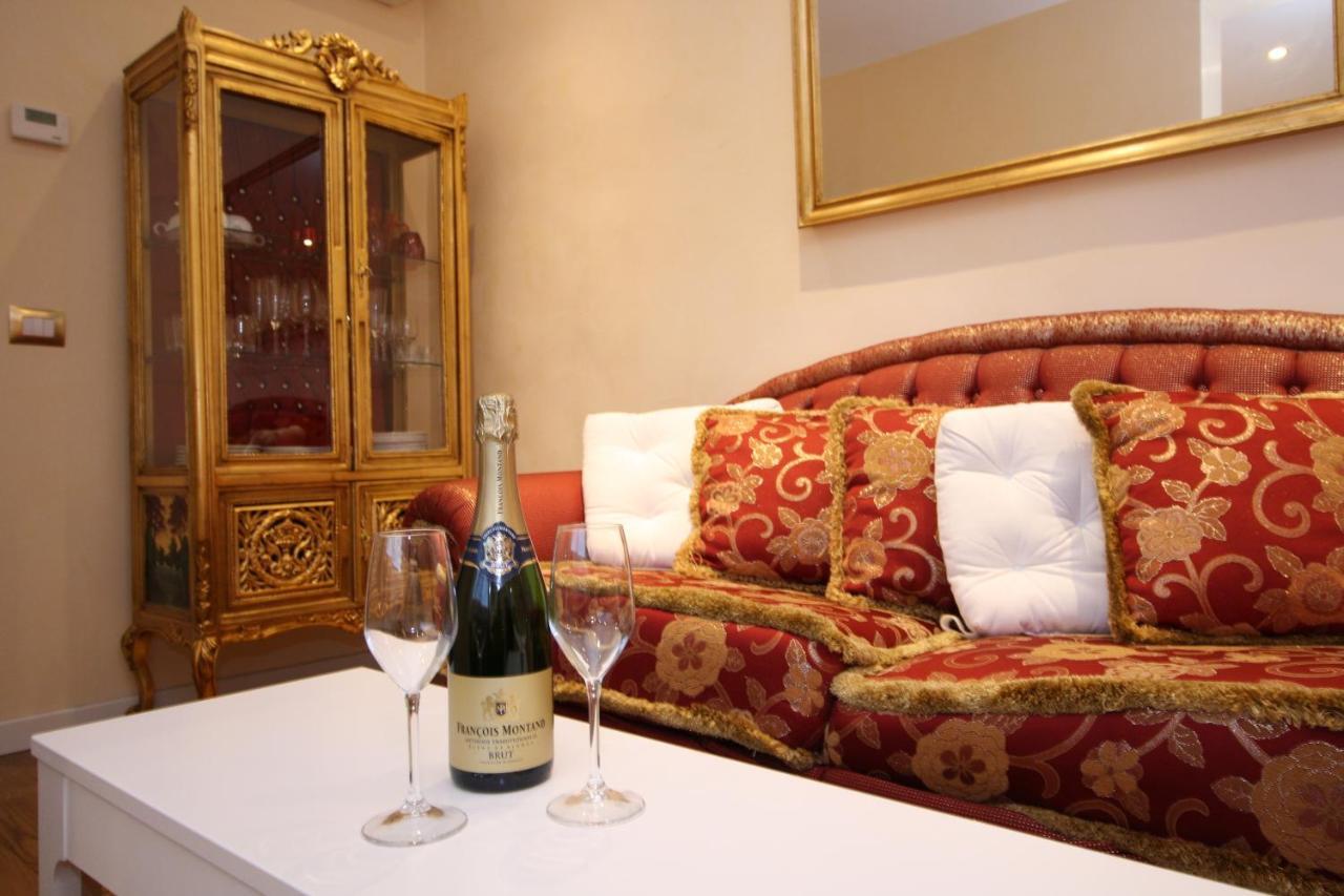 Homedoapartments Deluxe Terme Suite Florencia Exterior foto