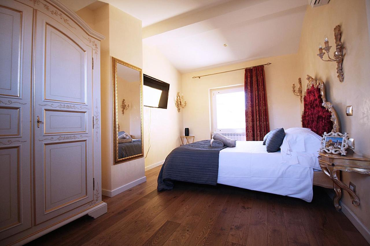 Homedoapartments Deluxe Terme Suite Florencia Exterior foto