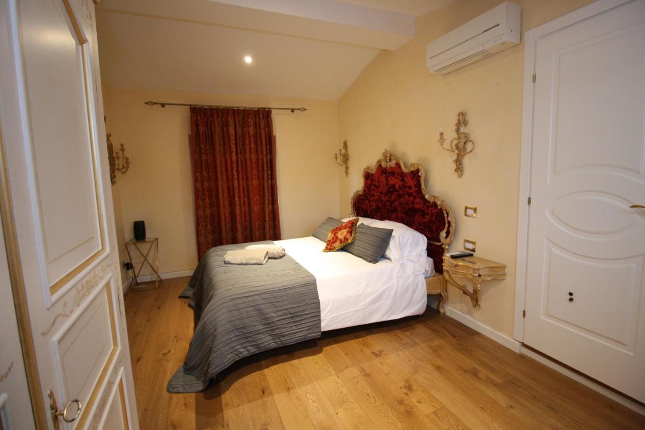 Homedoapartments Deluxe Terme Suite Florencia Exterior foto